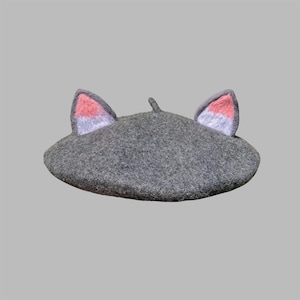 Black gray cat ear beret, kitten french kawaii beret hat, Handmade woolfelt animal beret, beret for women, winter cute hat, Birthday Gift