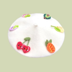 Cappello berretto fruttato, berretto francese in lana fatto a mano funky, regalo di compleanno di Natale per le donne, cappello da cottage fata carino inverno primavera autunno per ragazze
