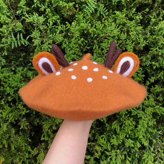 Deer Beret, French Kawaii Beret Hat, Handmade Woolfelt  display picture 1