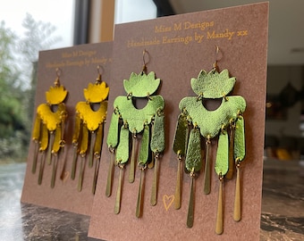Orecchini a lampadario in pelle Luna: gioielli importanti in oro o verde