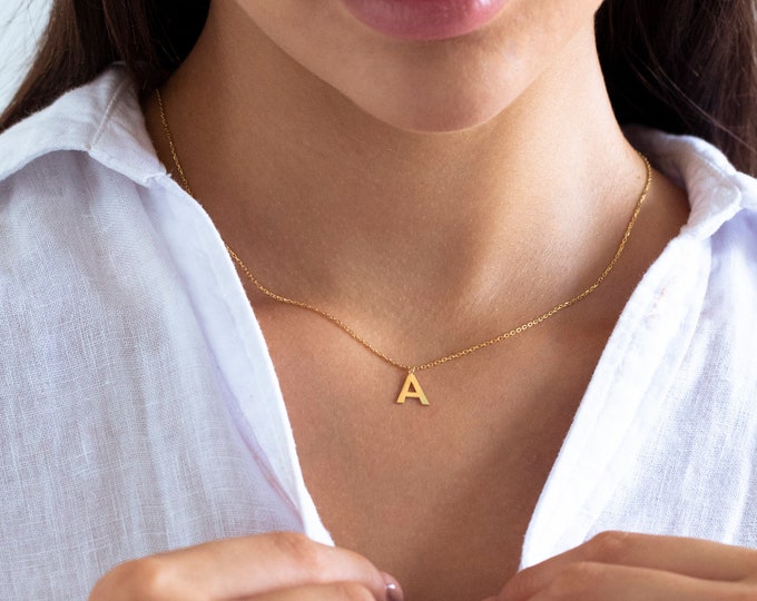 Letter Necklace / Gold main image 1