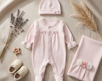 Floral Bow Baby Girl Outfit Set – 3 Piece Newborn Gift