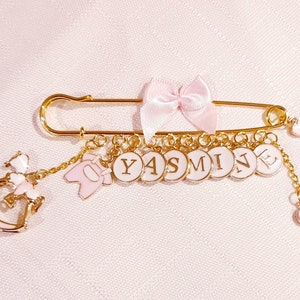 Personalized girl brooch for an original gift ideal for birth, baptism, birthday, pregnant woman