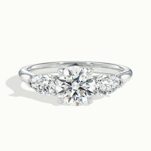 Round Lab Diamond Engagement Ring / Lab Grown Diamond Ring / Brilliant Diamond 3 Stone Anniversary Ring / Unique Wedding Trilogy Ring