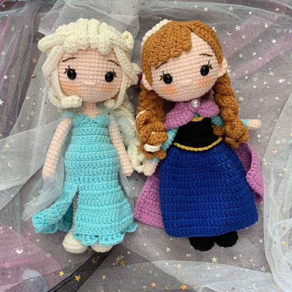 Poupée deux soeurs princesse - robe longue bleue belle reine magnifique - tricot amigurumi au crochet