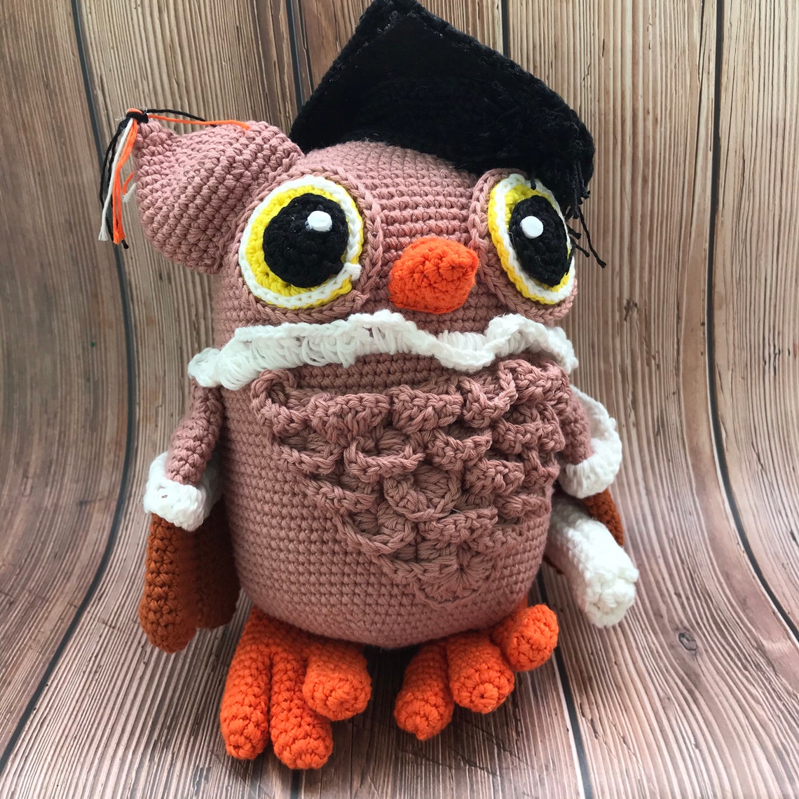 Graduate School Weise Eule häkeln Puppe Graduierung braun
