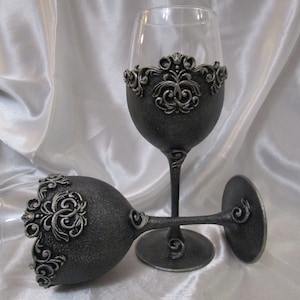 Wine Goblets Wine Glasses Wedding Glasses  Wedding Gift Birthday  Anniversary Goblets Valentine&#39;s Day Gift Gothic Grey Black Red Silver