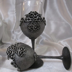 Wine Goblets Wine Glasses Wedding Glasses  Wedding Gift Birthday Gift Anniversary  Couple Goblets Valentine&#39;s Day Gift Grey Silver
