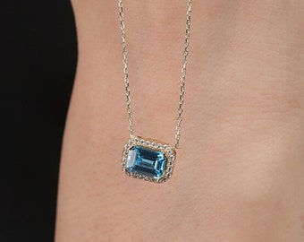 14K Gold Aquamarine Emerald Cut Necklace