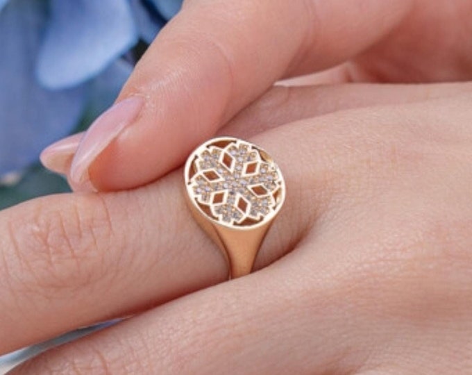 14K Gold Cz Snowflake Signet Ring
