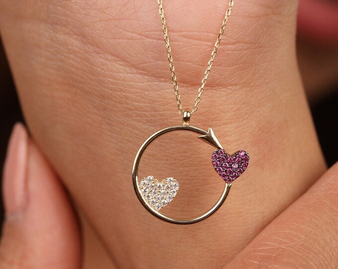 14K Gold Open Circle W/ Hearts Necklace