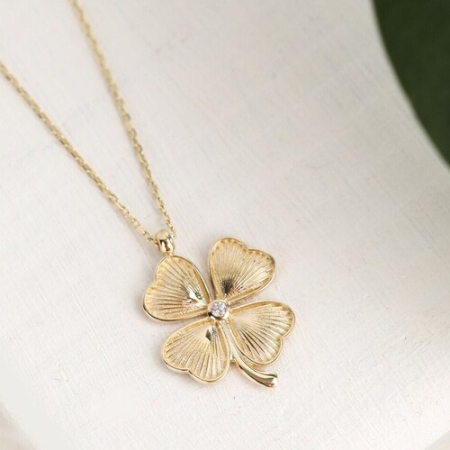 14K Solid Gold Four Leaf Clover Necklace 4leaf Clover Etsy