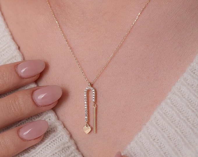 U-Shaped Pendant Necklace W/ Heart & Bar
