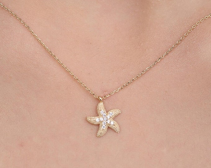 14K Gold Starfish Charm Necklace