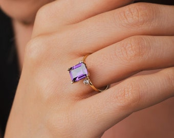 14K Gold Amethyst W/ Cz Ring- Emerald Cut Amethyst Engagement Ring - February Birthstone Ring - Elegant Bridal Jewelry