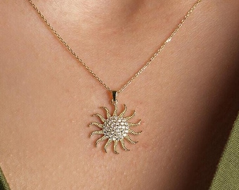 14K Gold Cz Sun Pendant Necklace