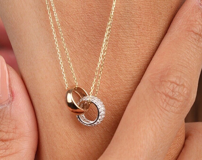 14K Gold Closed Interlocking Necklace
