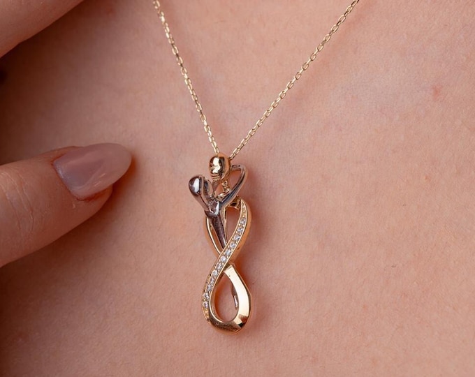 Romantic Couple Hug Necklace