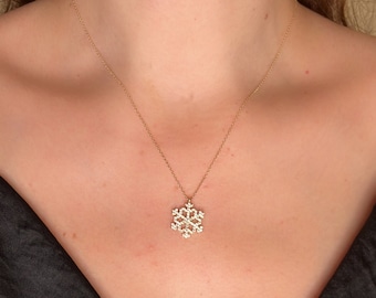 14K Gold Cz Snowflake Necklace