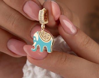 14K Gold Elephant Pendant Necklace