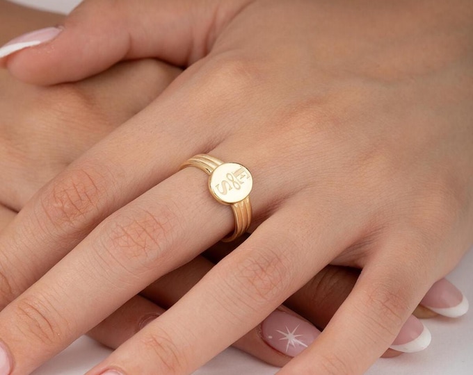 Gold Initial Signet Ring in 14K