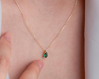 14K Gold Pear Cut Cz Emerald Necklace