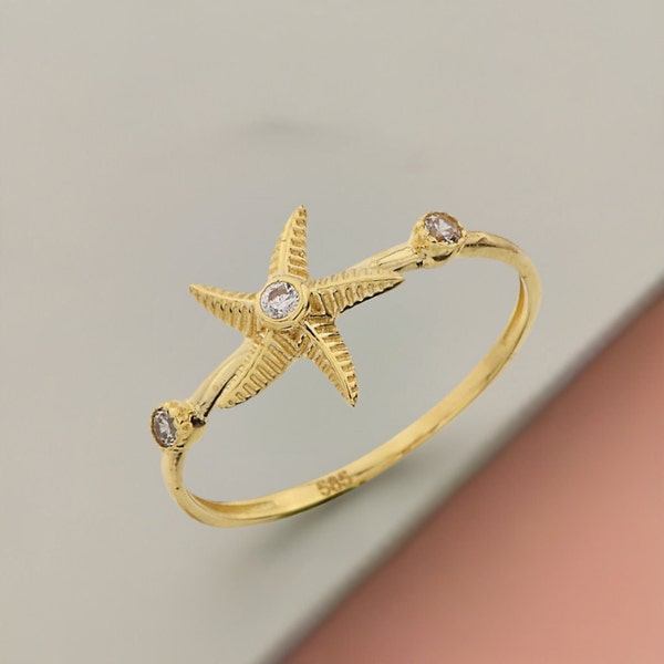 114K Gold Starfish Ring - Dainty Beach Jewelry for Summer Trendsetters and Sea Lovers - Perfect for Anniversaries and Honeymoons