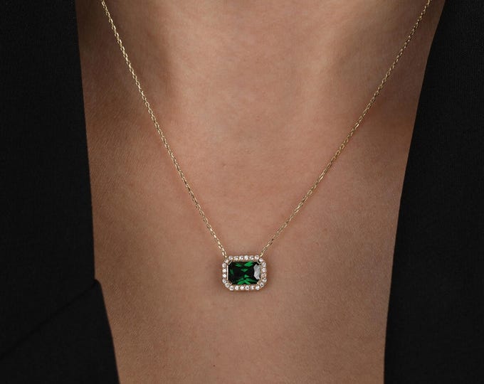 14K Gold Green Emerald Halo Necklace