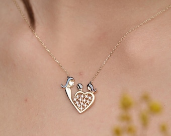 Heart Shaped Mom Hug Baby Necklace