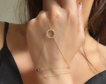 14K Gold Open Circle Hand Chain Bracelet