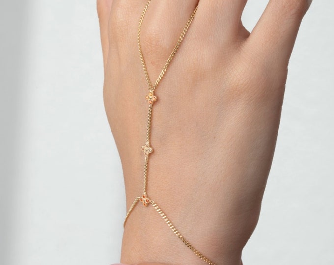 Clover Hand ChainW/ Birthstone