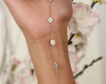 Enamel Clover Station Bracelet in 14K