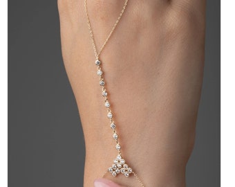 Stunning Gold Hand Chain Bracelet W/Cz
