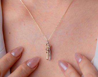 Romantic Couple Hug Necklace