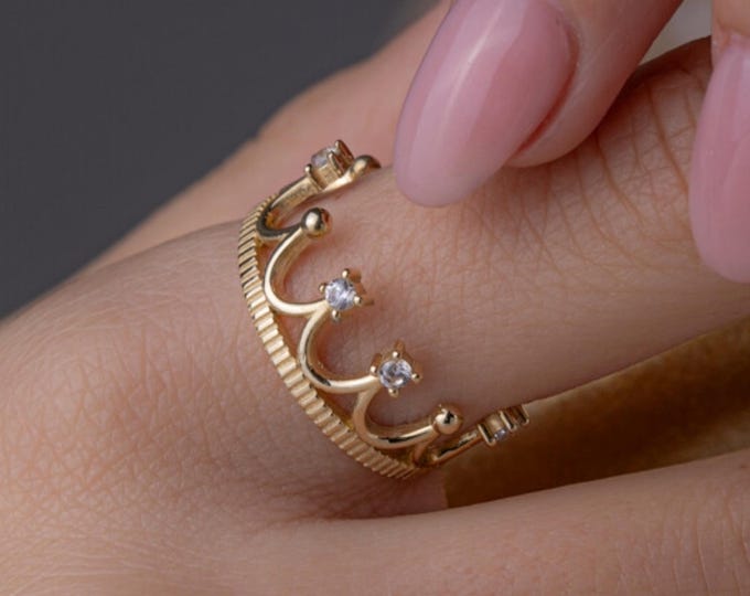 Cz Prong Crown Band Ring in 14K