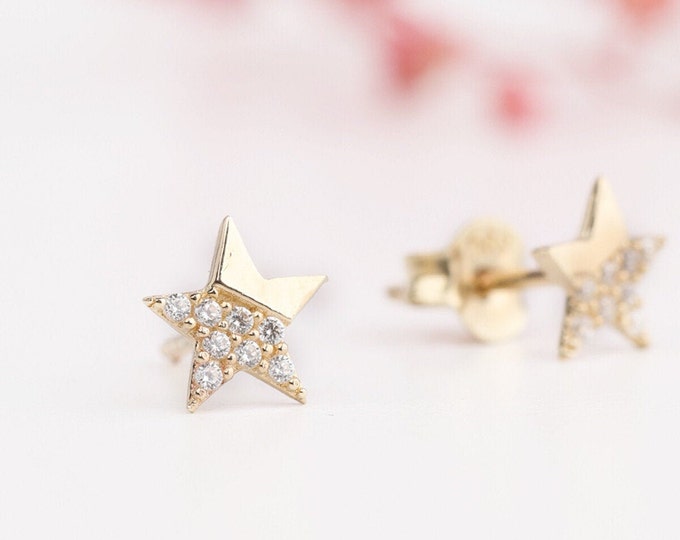14K Gold Star Stud Earrings