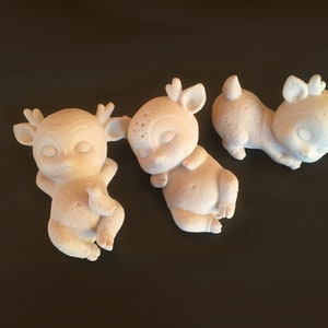 3 adorable unpainted little deer