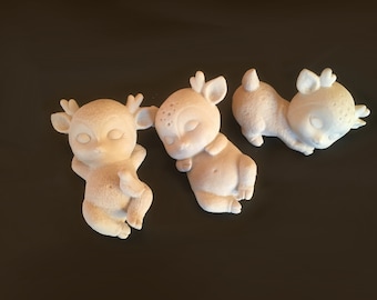 3 adorable unpainted little deer