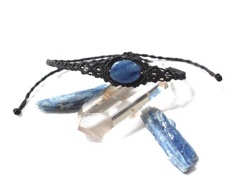 Micro-macramé cyanite bracelet