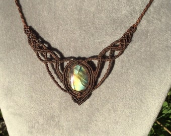 Collier LABRADORITE - micro macrame - bijou elfique - pierre des thérapeutes - pierre de protection - LesDoigtsDesFees