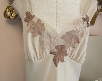 Vintage VAN RAALTE WM 34 (Med) Tan Nylon Nightgown 1961 Falling Leaves Applique Fairy Retro Chiffon over Nylon