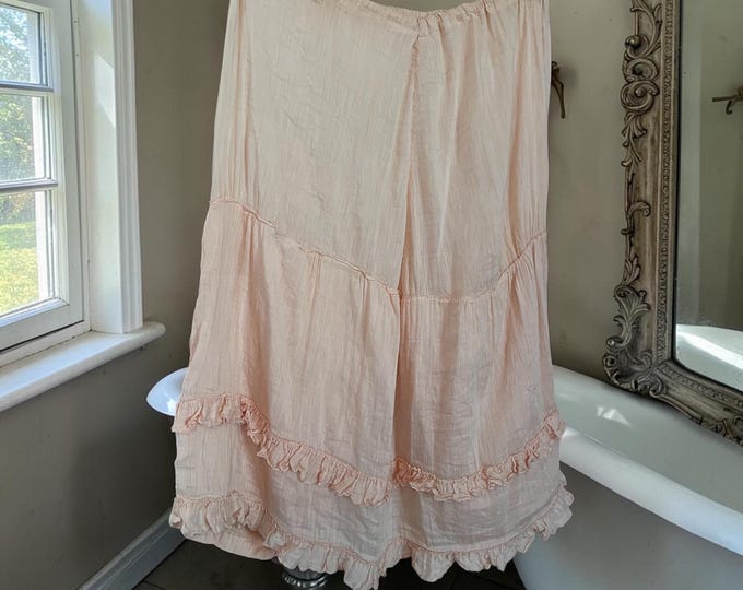 Vintage Skirt w Attached Bloomers Pettipants Lace Ruffles Pale Pink Size M Lawn Cotton Bicycle Bloomers Antique Undergarment