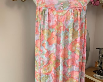 Lovely Lorraine Floral Vintage Shortie Nightgown 1970s Vintage Sleeveless Nylon Gown w Pastel Flower Print Size Medium Pullover Style
