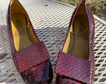 Vtg Snakeskin Sandler of Boston Low-Heel Pumps Sz 7.5 Cherry Cola Dark Academic