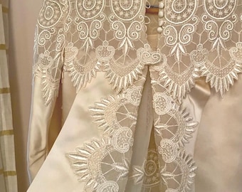 Alfred Angelo 1960s Dupioni Silk Wedding Gown w Alencon Lace Train Designed  by Edythe Vincente Size 10 Long Sleeves High Neck Button Back