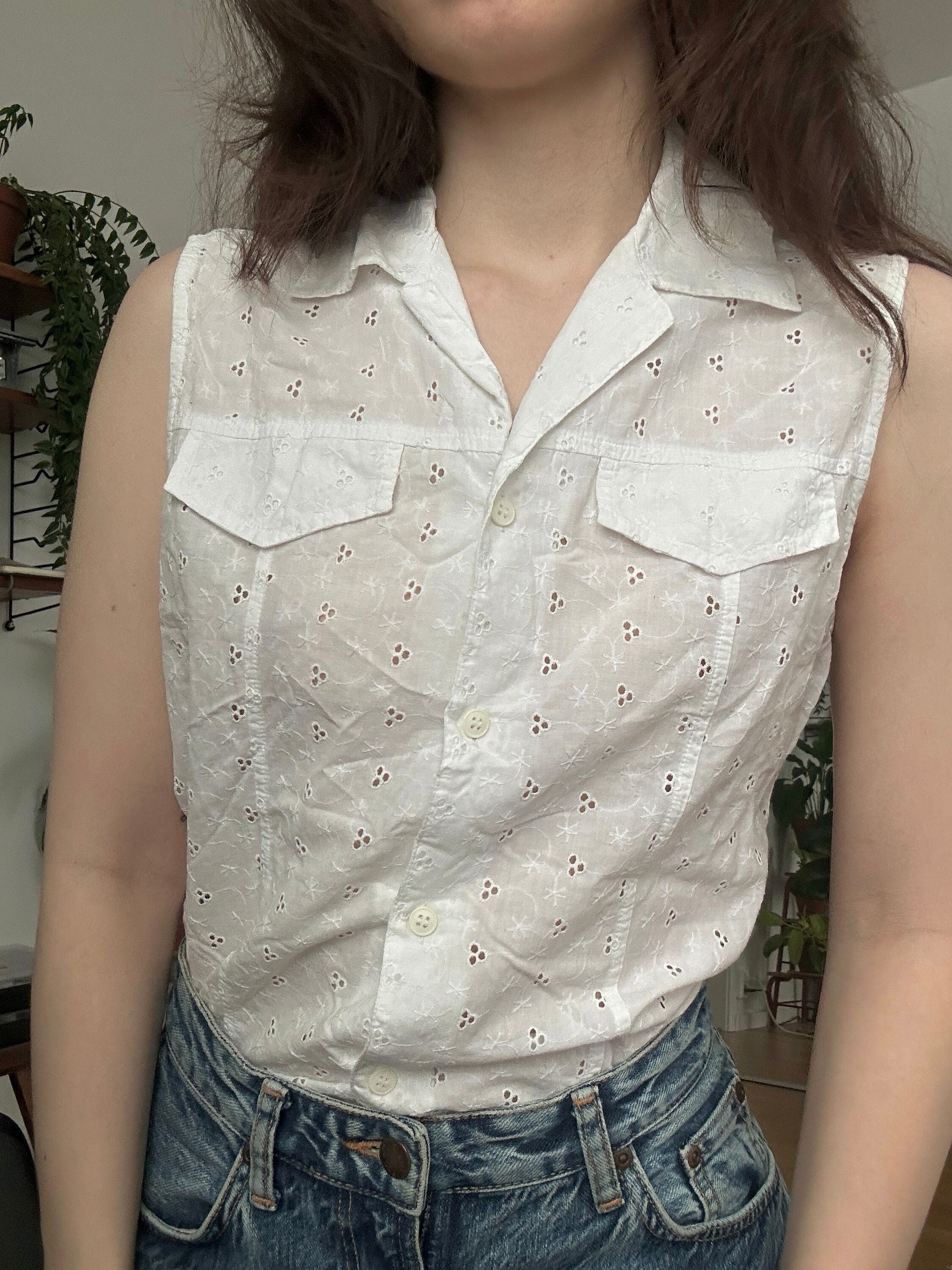 ヴィンテージホワイトレース半袖ブラウス ヴィンテージホワイトレースブラウス：60年代半袖セクレタリートップ