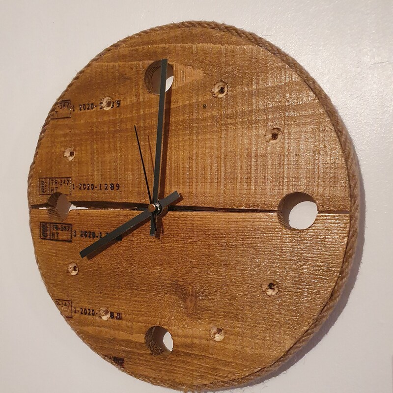 Reclaimed Wood Clock - Etsy UK - Reclaimed Wood Wall Clocks