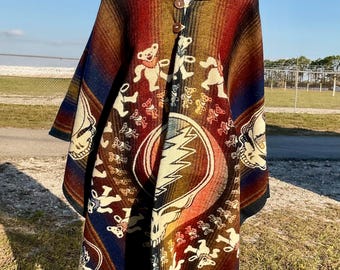 Native Alpaca Wool Poncho, Grateful Dead Bear Mandala, Handcrafted, Unisex Cape, Soft and Warm, Ecuatorian Indigenous Designs