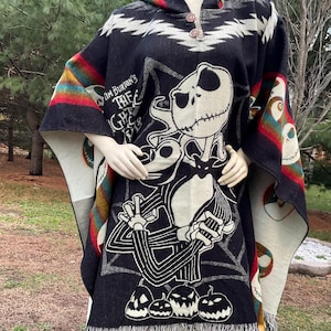 Poncho de alpaca Jack Skellington: estilo unissex feito à mão