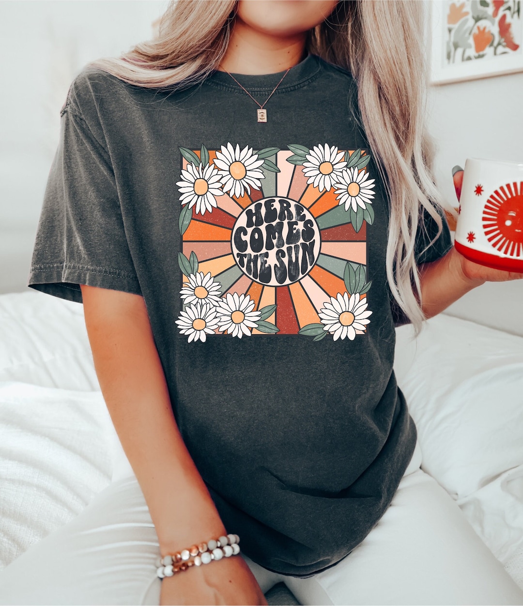 Comfort Colors, Here Comes the Sun Shirt, Retro Women Shirts, Vintage